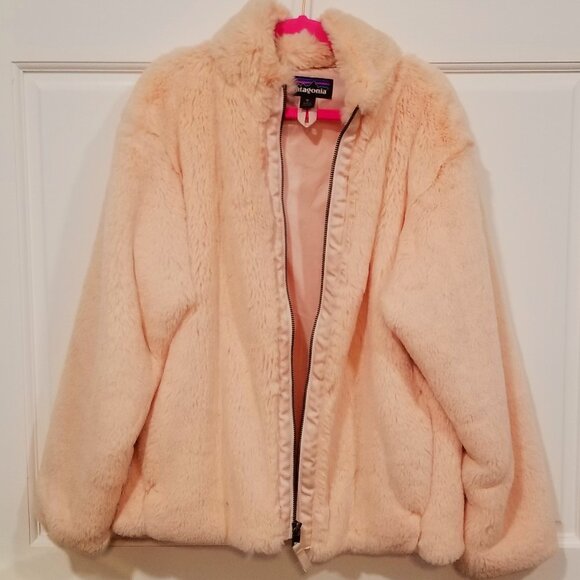 Girls' Patagonia Lunar Frost Jacket, Size XL (14), EUC                HOST PICK - Picture 5 of 16